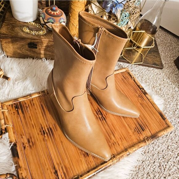 Universal Thread Aubree Ankle Boots With Memory Form Insole. - Picture 2 of 13